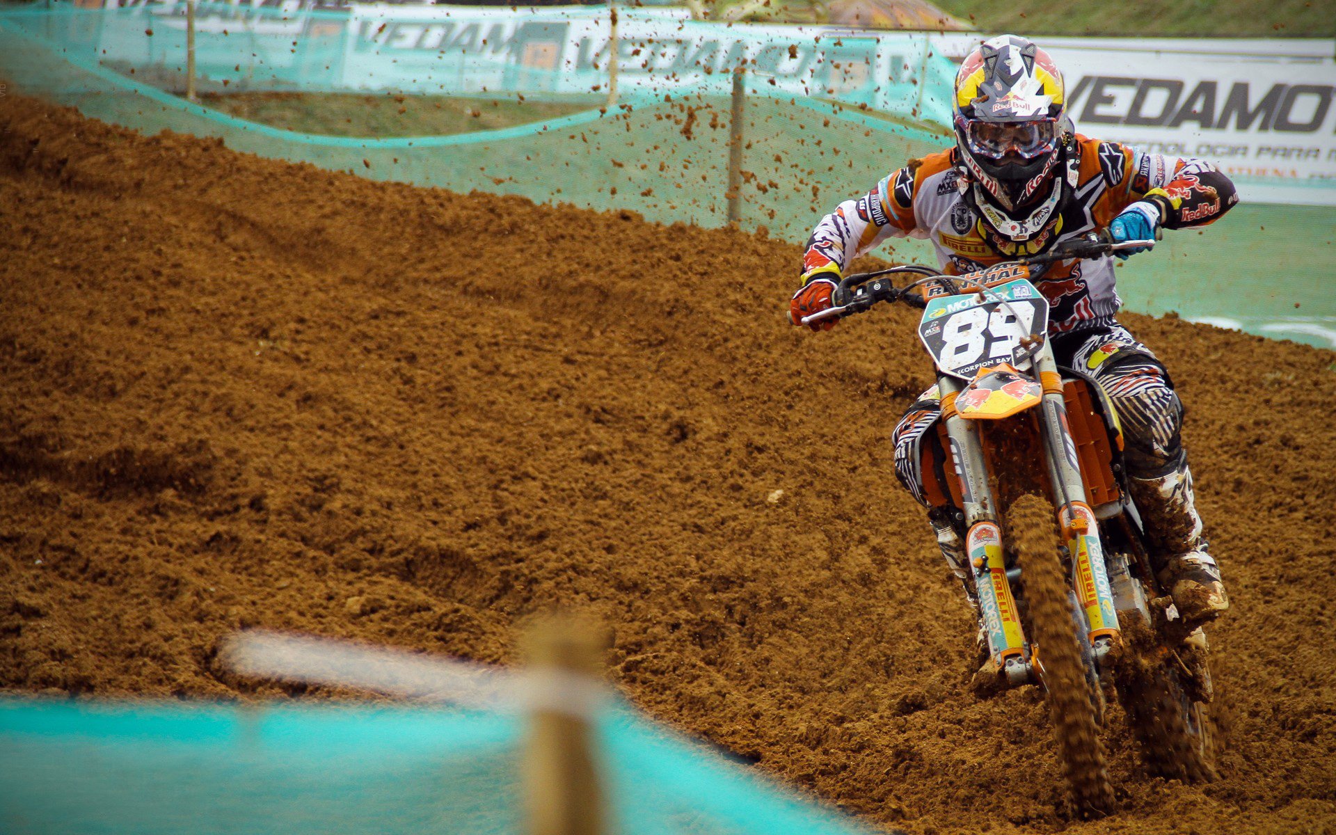 NBA球队客场作战取得关键胜利